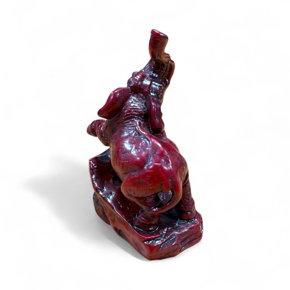 Red Resin Elephant Figurine Trunk Up On Stone Lucky Charm 4” Vintage Decor Stand - Picture 3 of 8